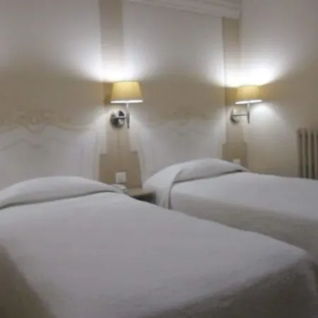 Majestic Hotel 3*
