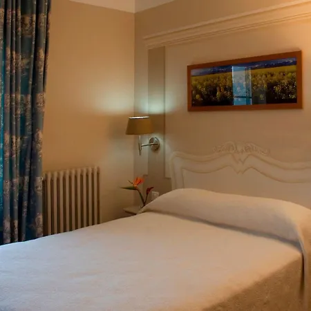 Hotel Majestic 3*