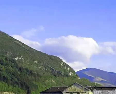Majestic Lourdes